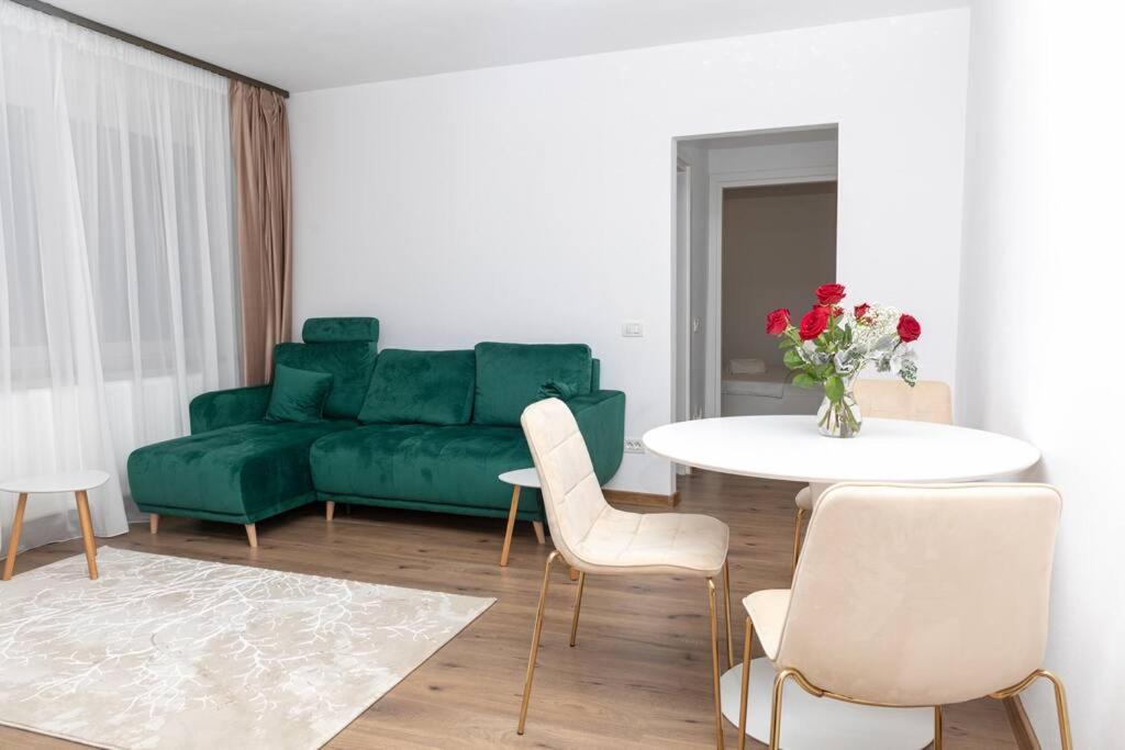 Enescu 3 City Center Flat Timisoara Bagian luar foto